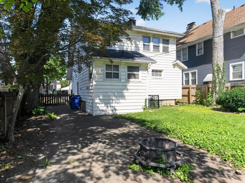 228 N Warren Avenue , Columbus, OH 43204 Photo 9