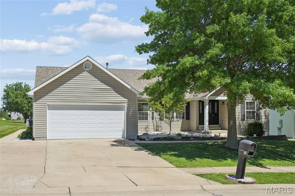 22 Moonlight Court , Wentzville, MO 63385 Main Photo