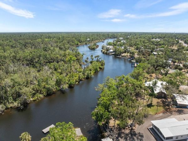 1713 NE Stokes Ln, Steinhatchee, FL 32359