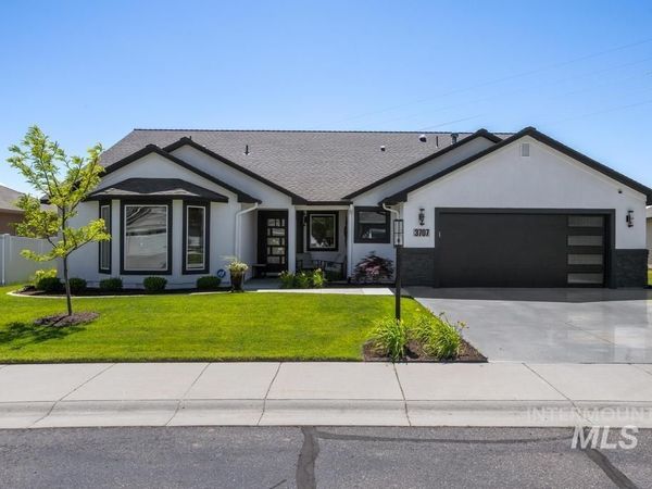 3707 S Edgeview Dr, Nampa, ID 83686