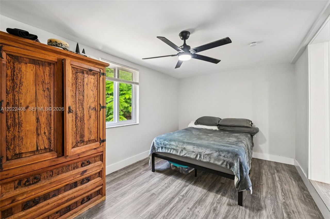 2897 NE 12th Ave , Pompano Beach, FL 33064 Photo