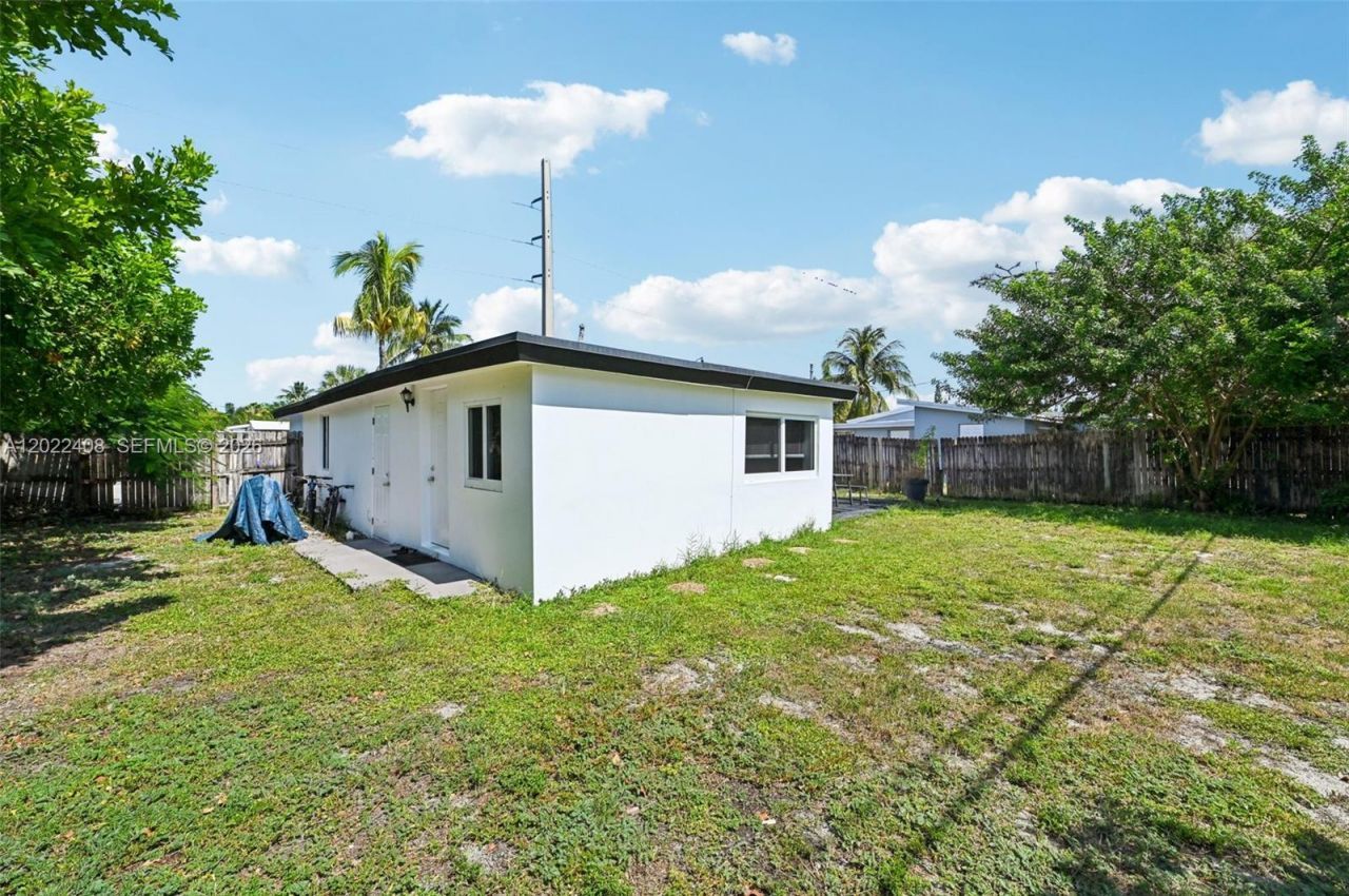 2897 NE 12th Ave , Pompano Beach, FL 33064 Photo