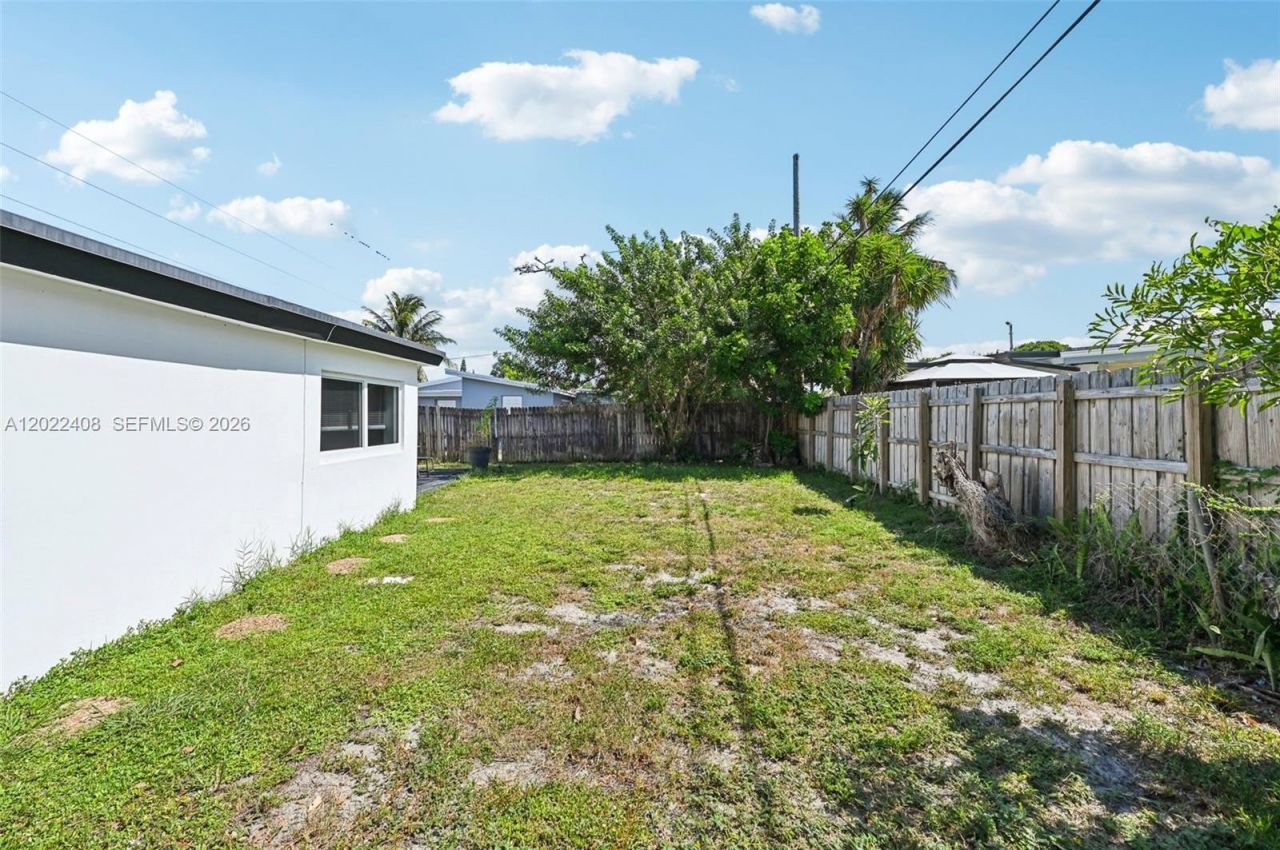 2897 NE 12th Ave , Pompano Beach, FL 33064 Photo