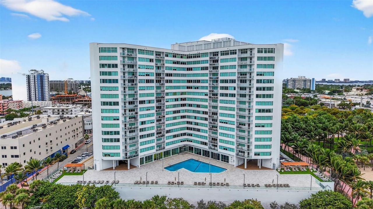 7135 Collins Ave , Unit 1124, Miami Beach, FL 33141 Photo