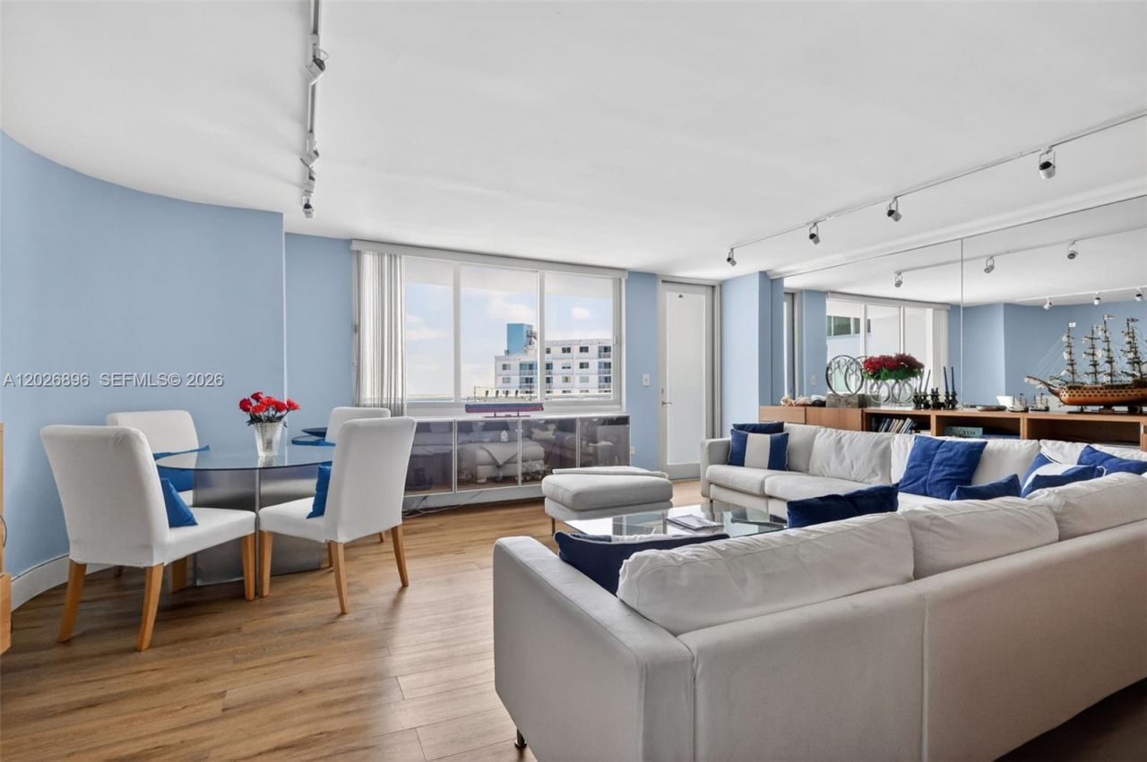 7135 Collins Ave , Unit 1124, Miami Beach, FL 33141 Photo
