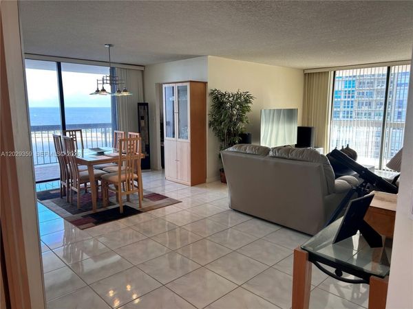 2333 Brickell Ave , Unit 1402, Miami, FL 33129