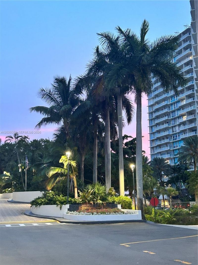 2333 Brickell Ave, Unit 1402, Miami, FL 33129 Photo