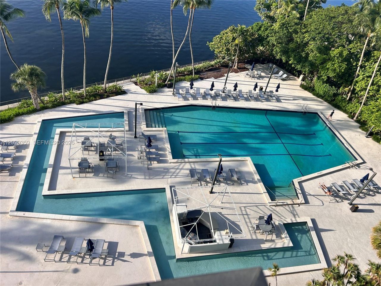 2333 Brickell Ave , Unit 1402, Miami, FL 33129 Photo