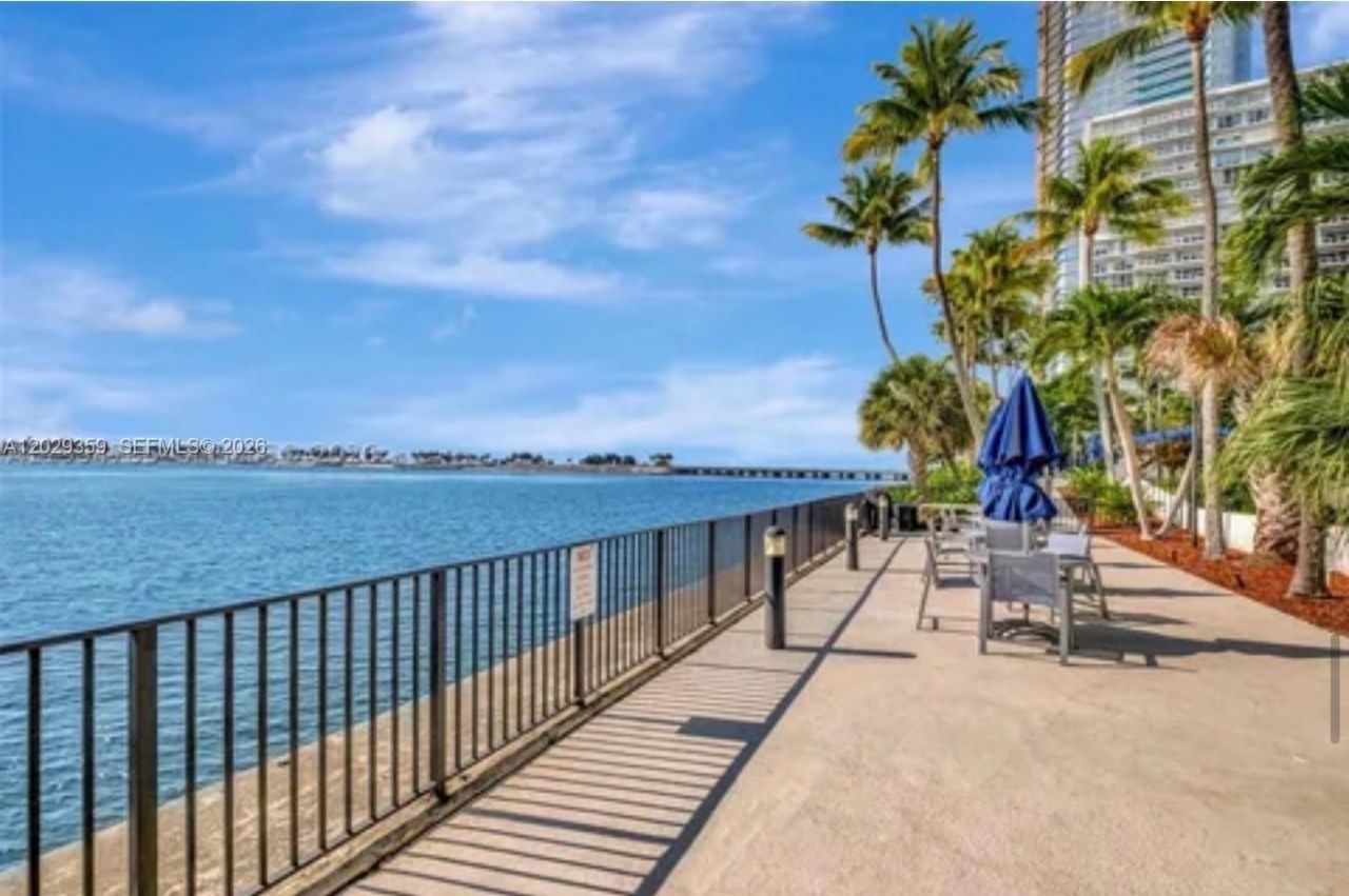2333 Brickell Ave, Unit 1402, Miami, FL 33129 Photo