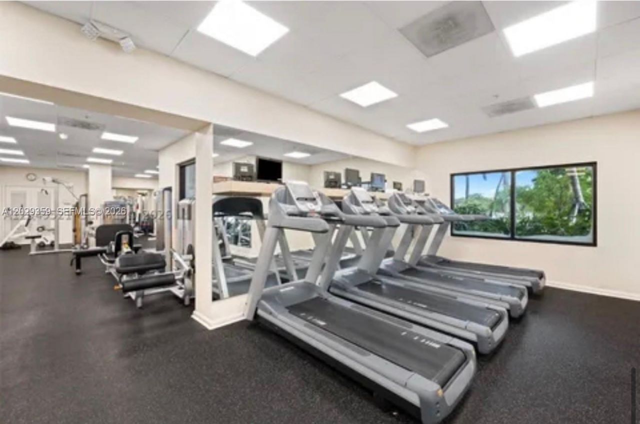 2333 Brickell Ave, Unit 1402, Miami, FL 33129 Photo
