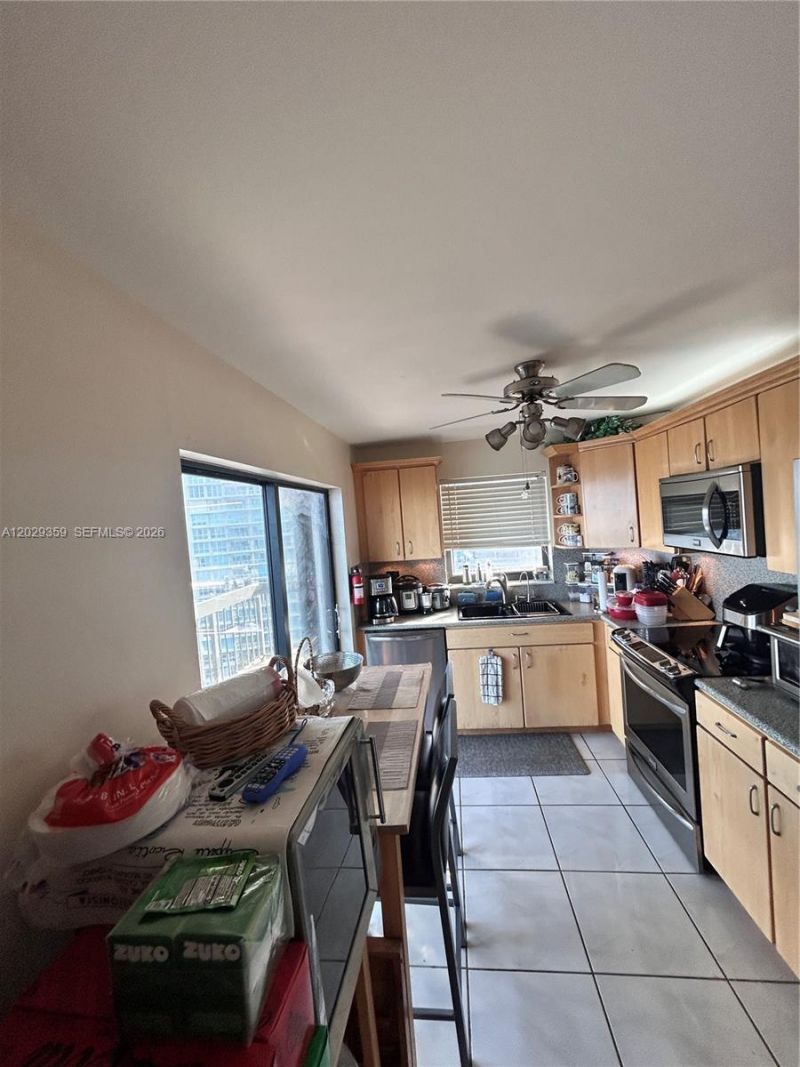 2333 Brickell Ave , Unit 1402, Miami, FL 33129 Photo