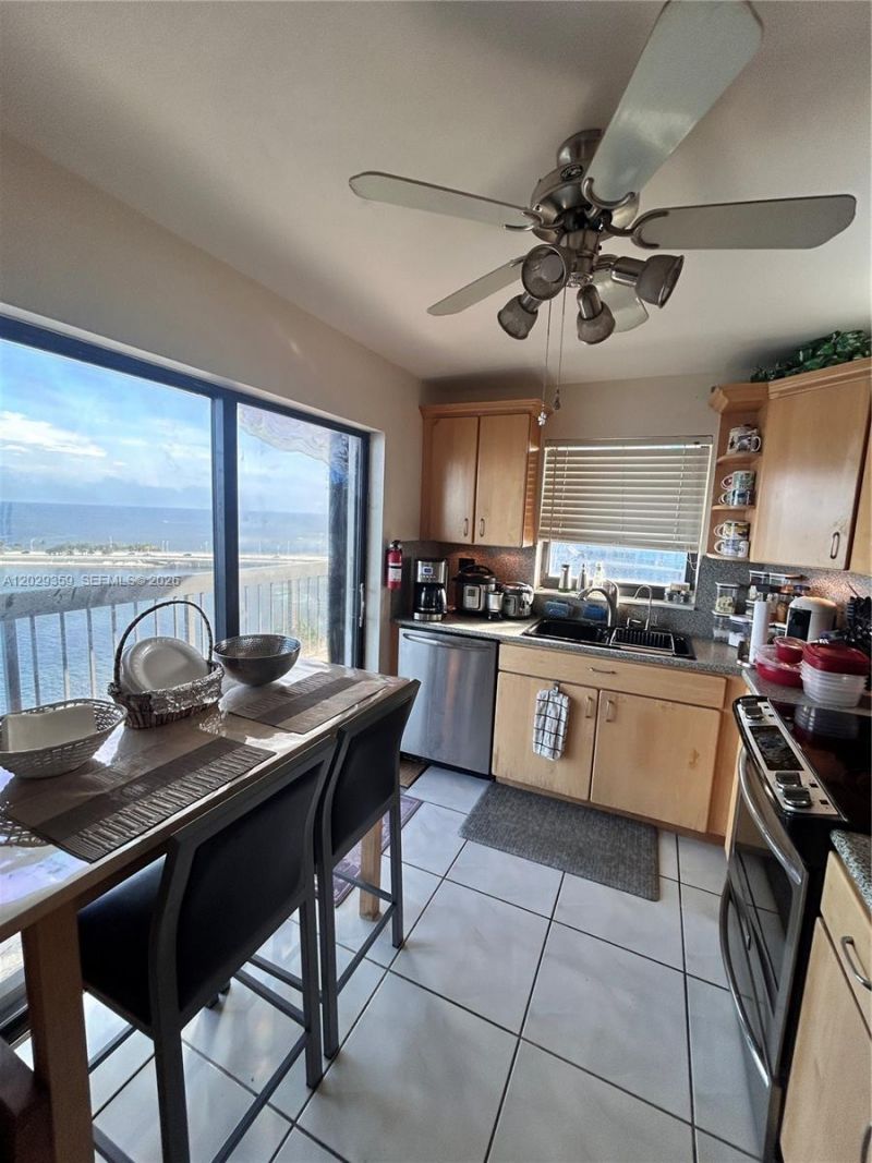 2333 Brickell Ave, Unit 1402, Miami, FL 33129 Photo