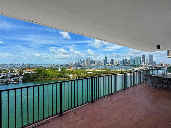 1000 Venetian Way, Unit 1703, Miami, FL 33139