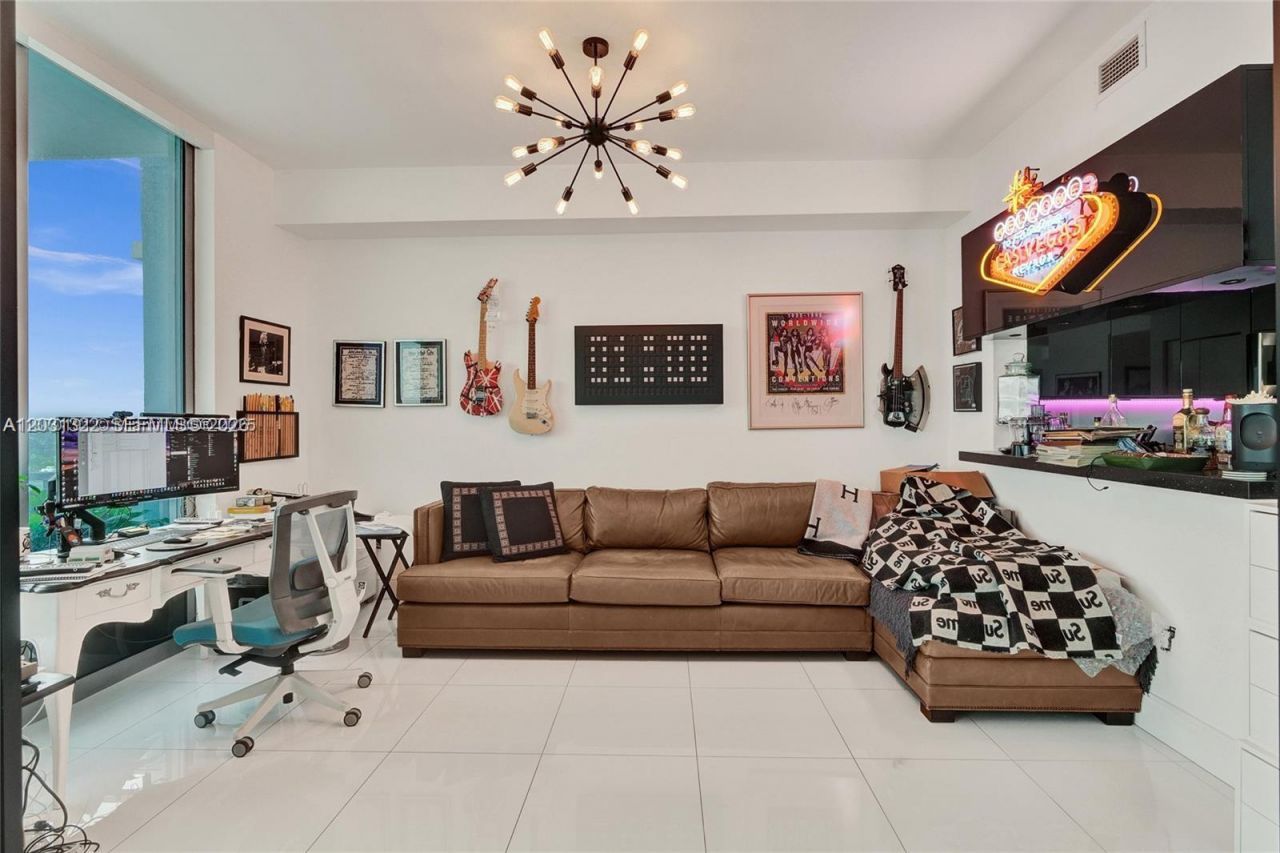 7901 Hispanola Ave , Unit 1601, North Bay Village, FL 33141 Photo