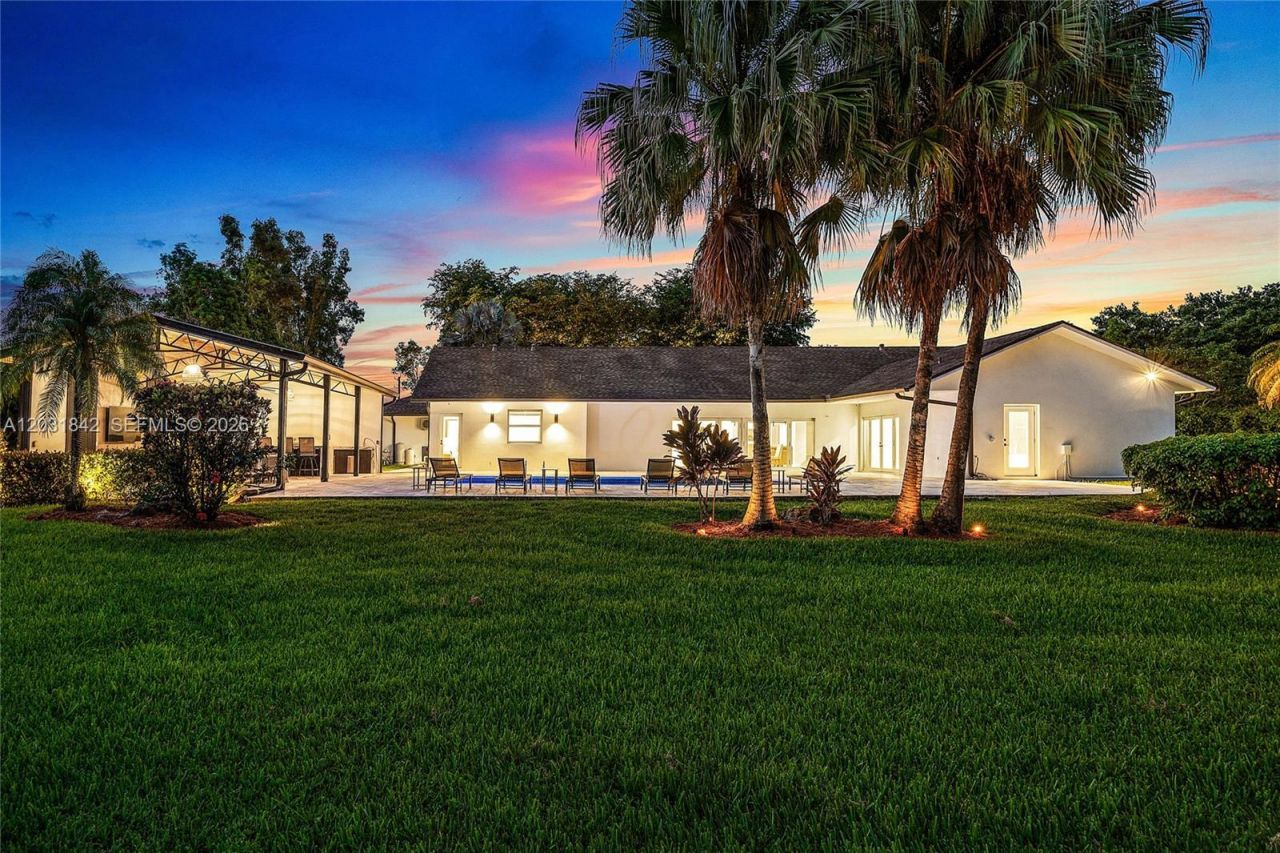 13900 Mustang Trl, Southwest Ranches, FL 33330 Photo