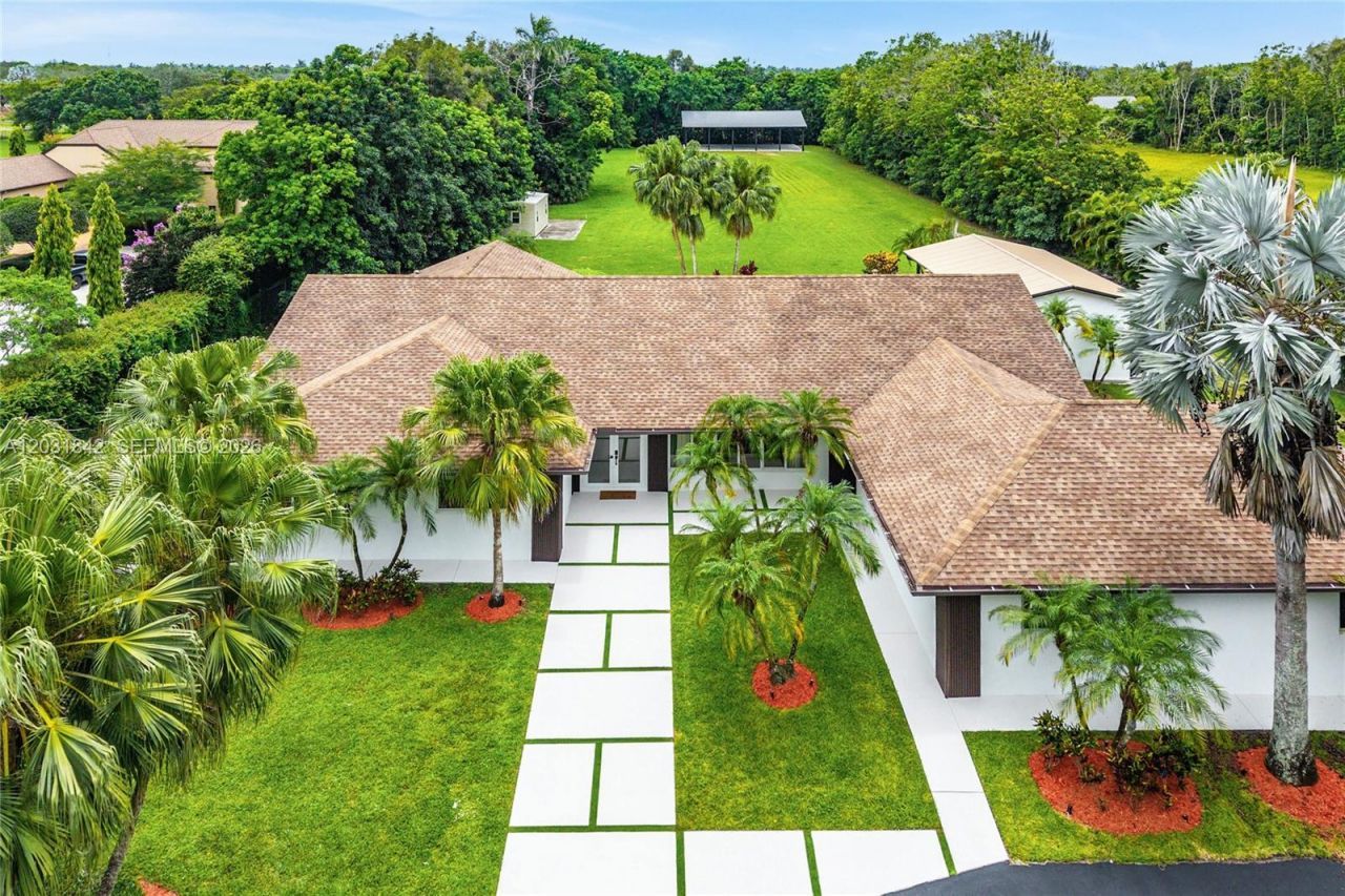 13900 Mustang Trl, Southwest Ranches, FL 33330 Photo