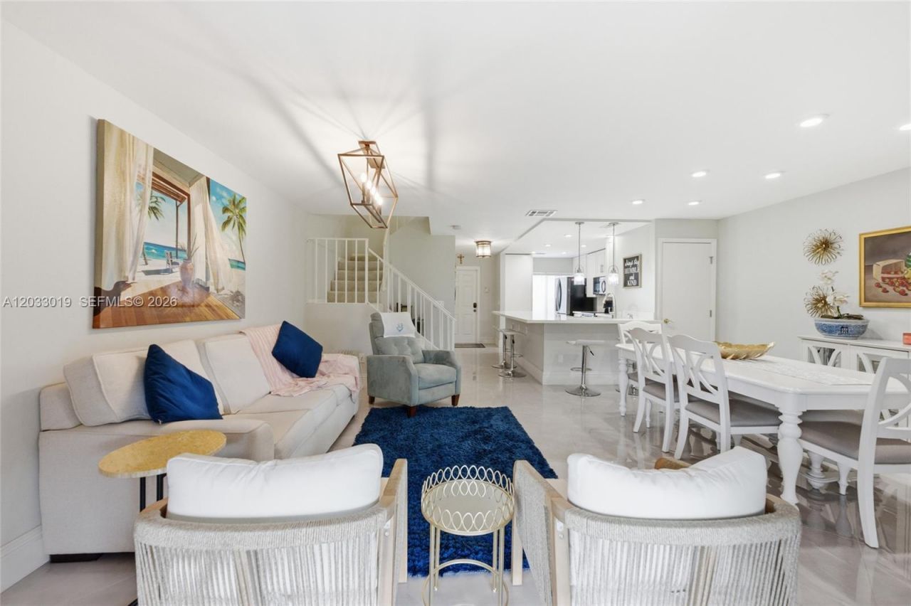 21160 Juego Cir , Unit 13C, Boca Raton, FL 33433 Photo
