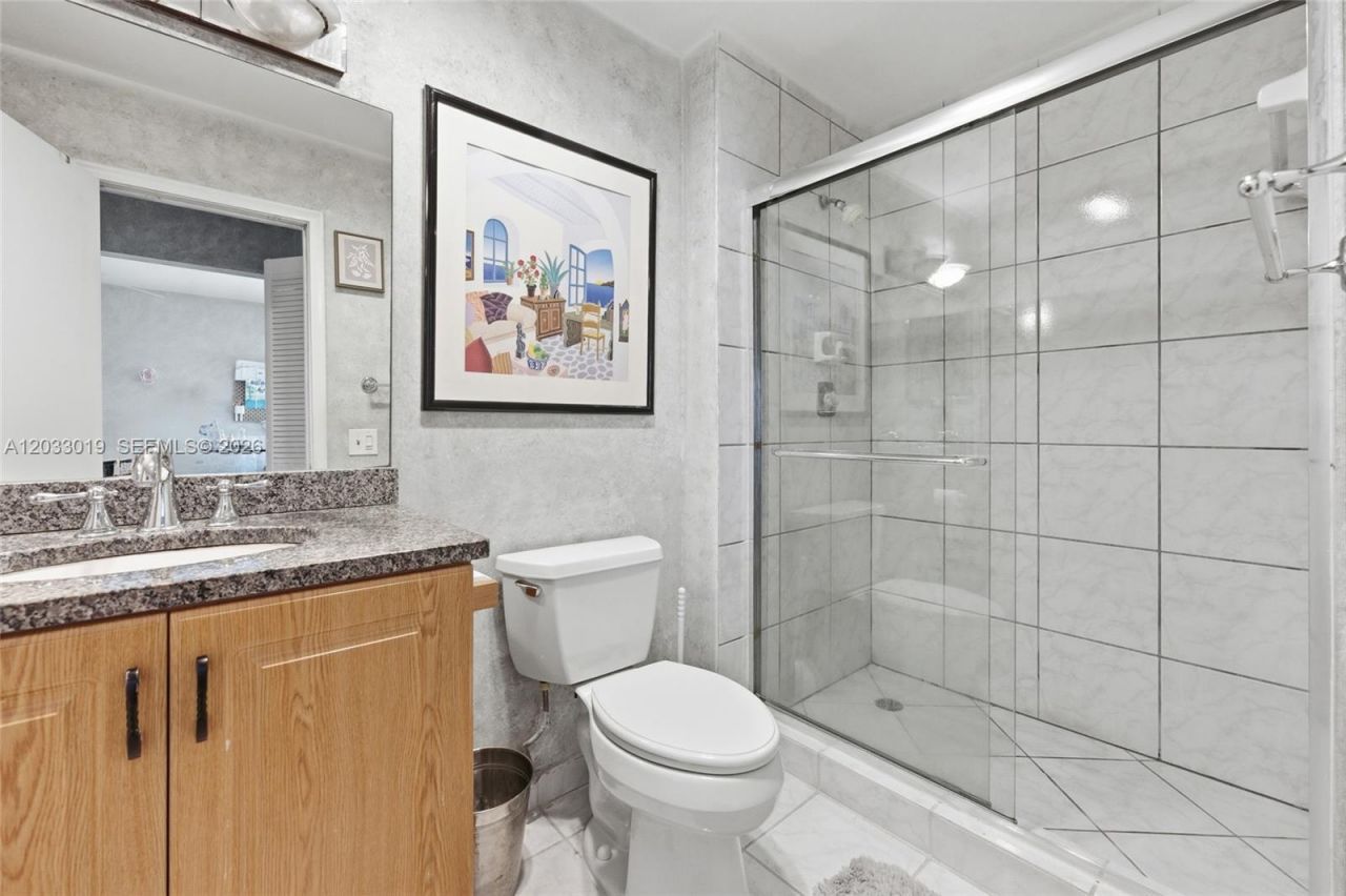 21160 Juego Cir , Unit 13C, Boca Raton, FL 33433 Photo