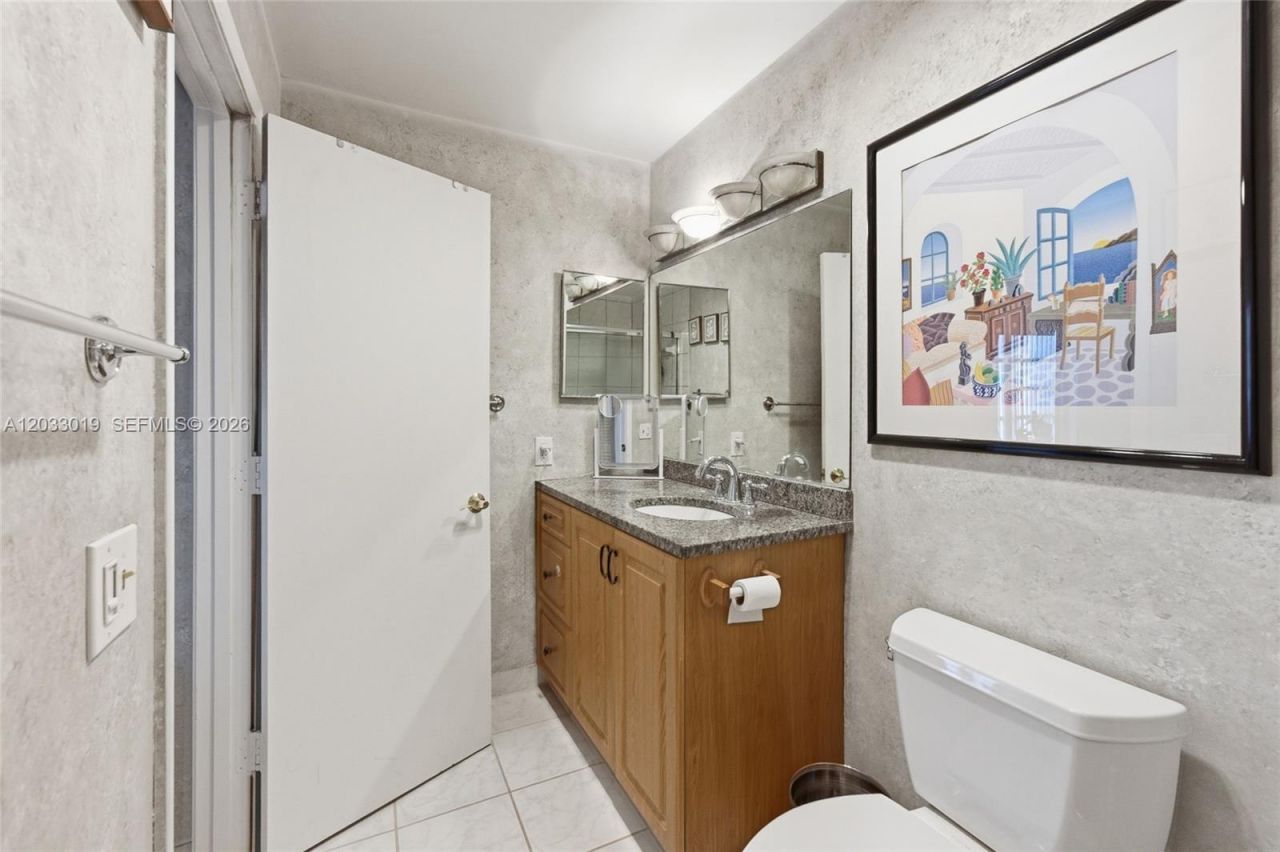 21160 Juego Cir , Unit 13C, Boca Raton, FL 33433 Photo