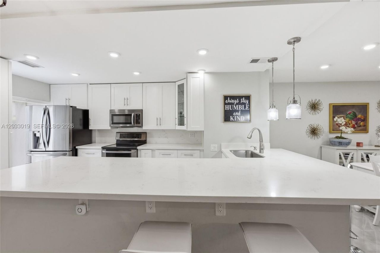 21160 Juego Cir , Unit 13C, Boca Raton, FL 33433 Photo