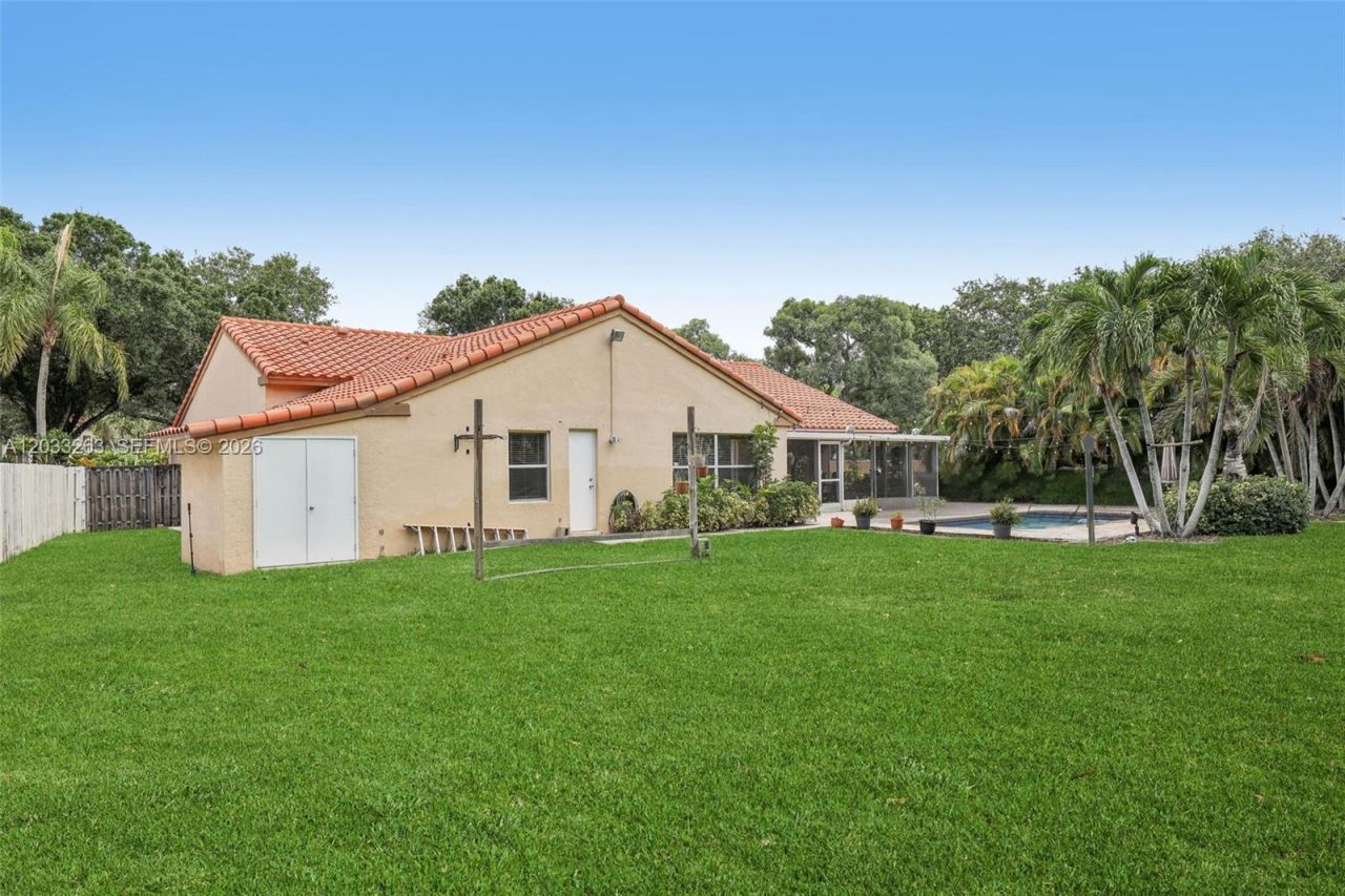 13100 NW 11th Dr , Sunrise, FL 33323 Photo