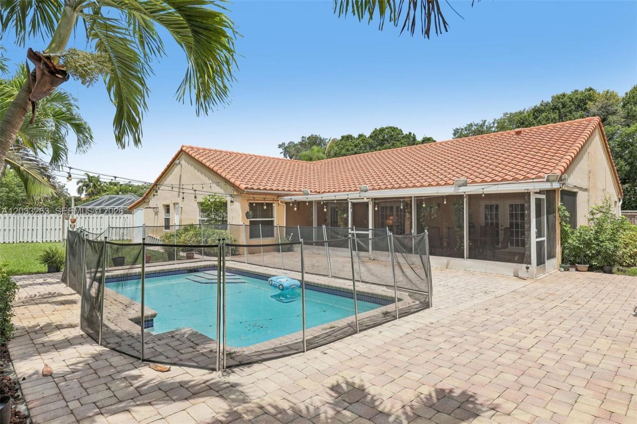 13100 NW 11th Dr , Sunrise, FL 33323 Photo