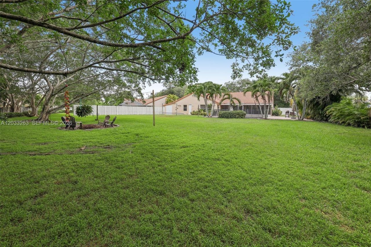 13100 NW 11th Dr , Sunrise, FL 33323 Photo