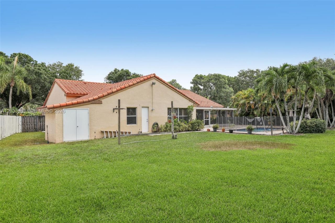 13100 NW 11th Dr , Sunrise, FL 33323 Photo