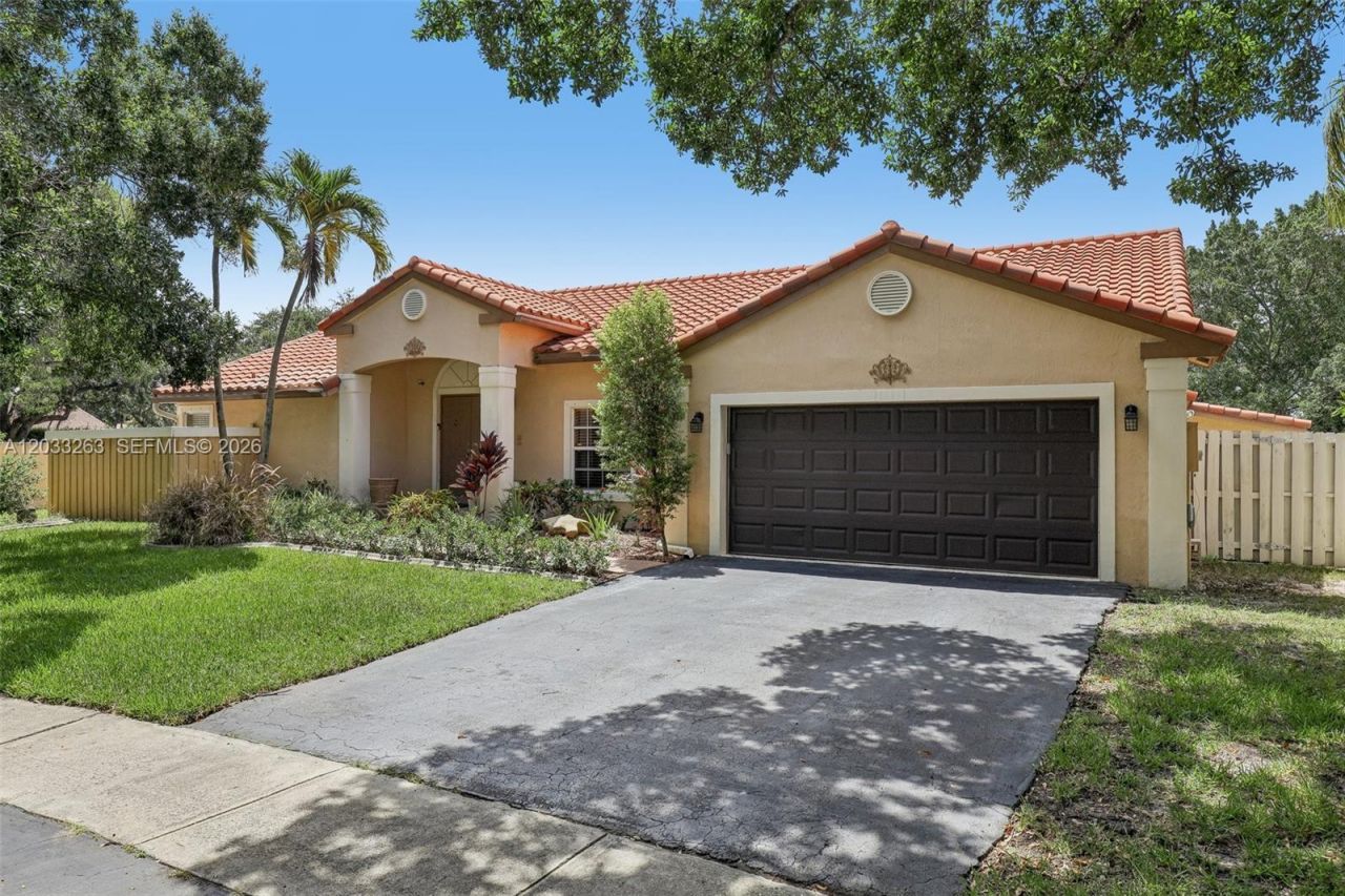 13100 NW 11th Dr , Sunrise, FL 33323 Photo