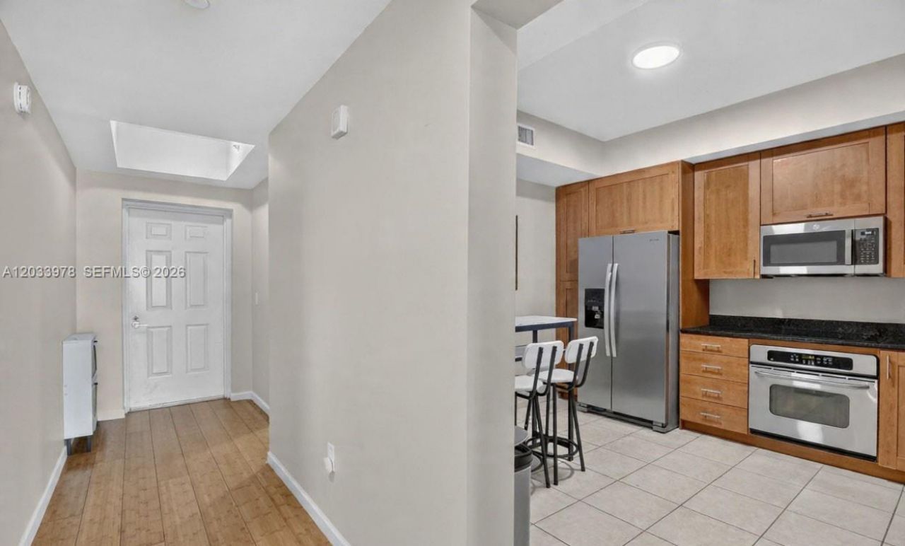 3340 NE 190th St, Unit 402, Aventura, FL 33180 Photo