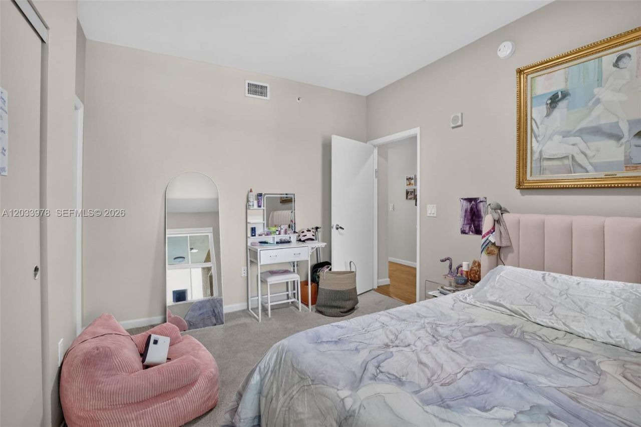 3340 NE 190th St, Unit 402, Aventura, FL 33180 Photo