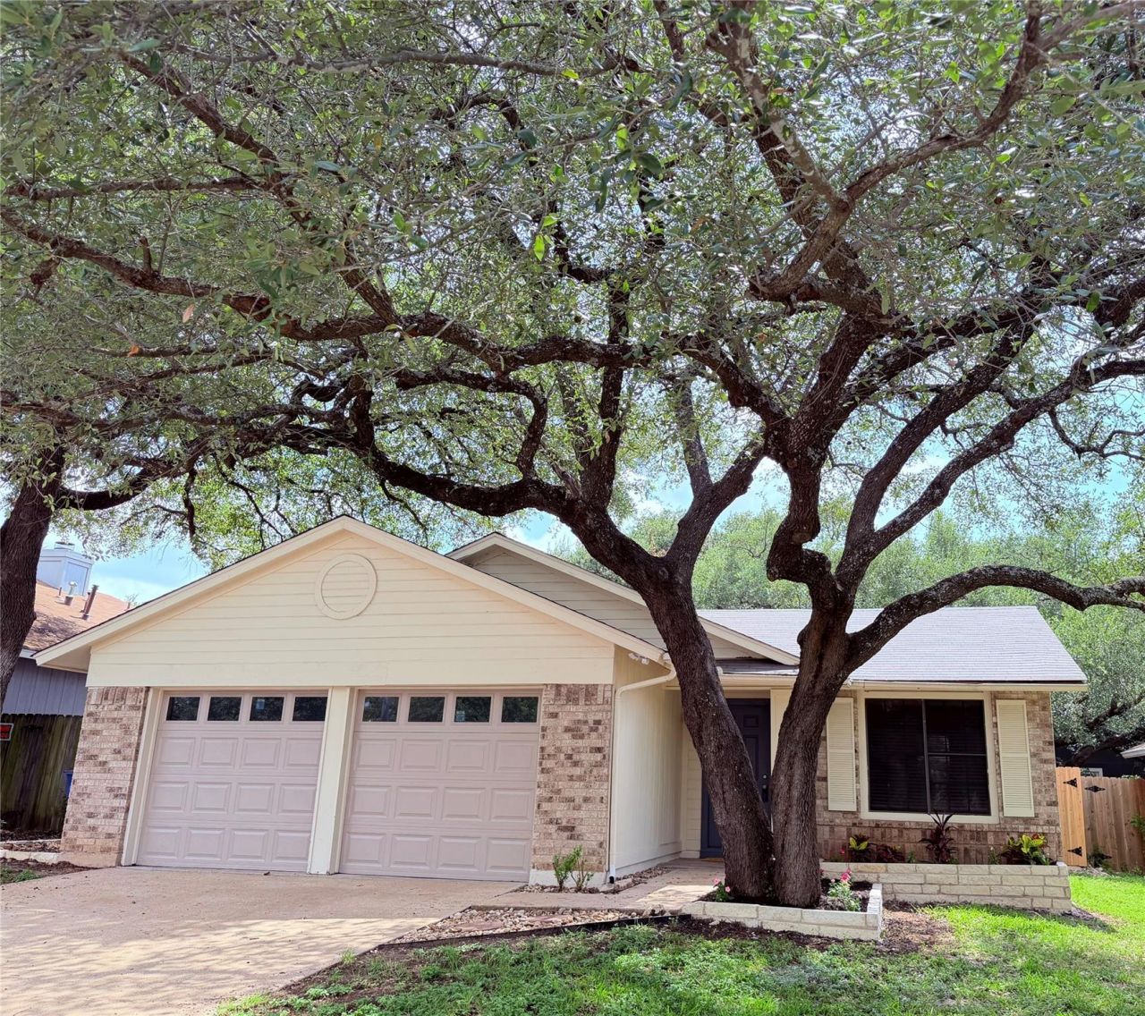 12906 Quinn Trl, Austin, TX 78727 Main Photo