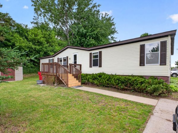 580 36th Street SW, Rochester, MN 55902