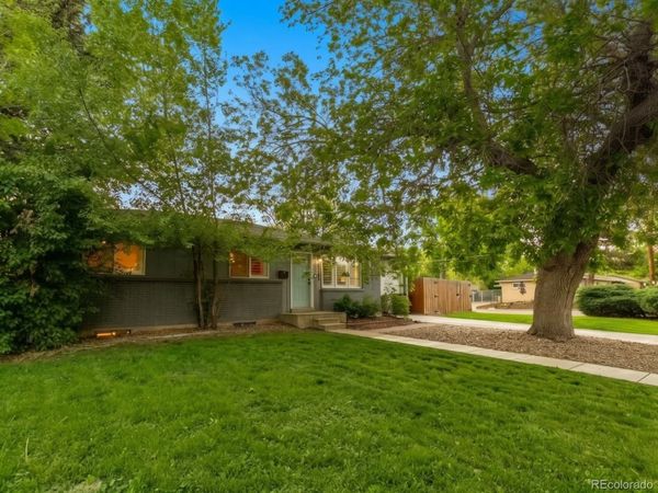 6593 Moore Street , Arvada, CO 80004