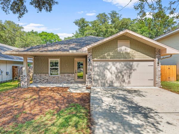 302 N Palm Boulevard, Niceville, FL 32578