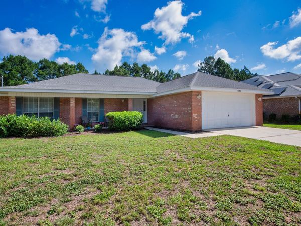 8120 Hartington Drive, Navarre, FL 32566