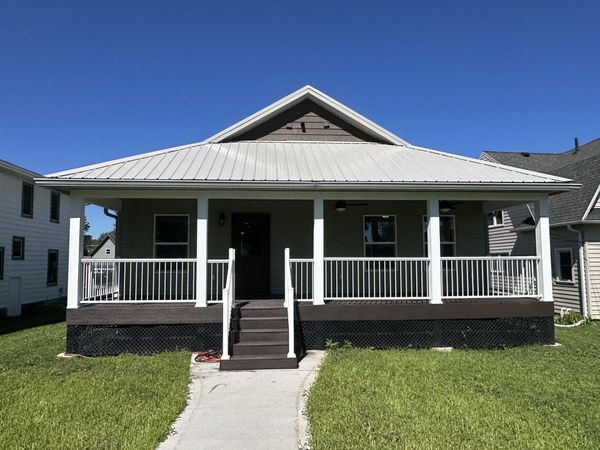1208 Kilbourn Ave, Tomah, WI 54660