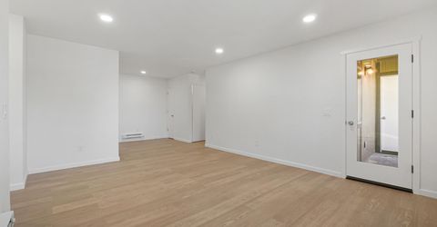 2085 Highview Court, Unit APT 1, Reno, NV 89512 Photo