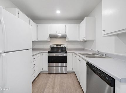 2085 Highview Court, Unit APT 1, Reno, NV 89512 Photo