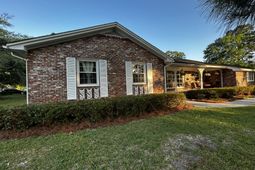 403 Rotherwood Drive photo 4