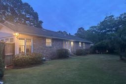 403 Rotherwood Drive photo 4