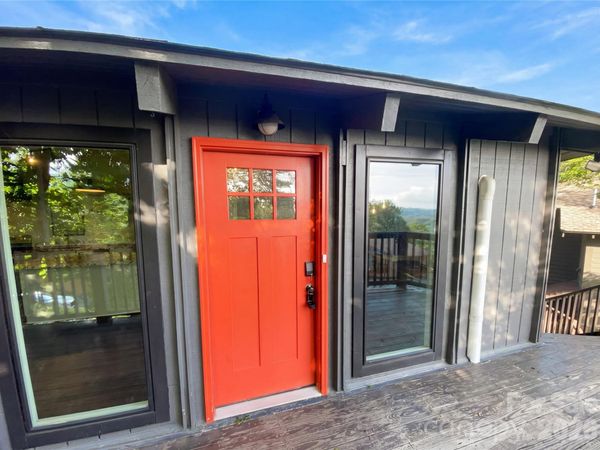 119 Beechwood Lane , Beech Mountain, NC 28604