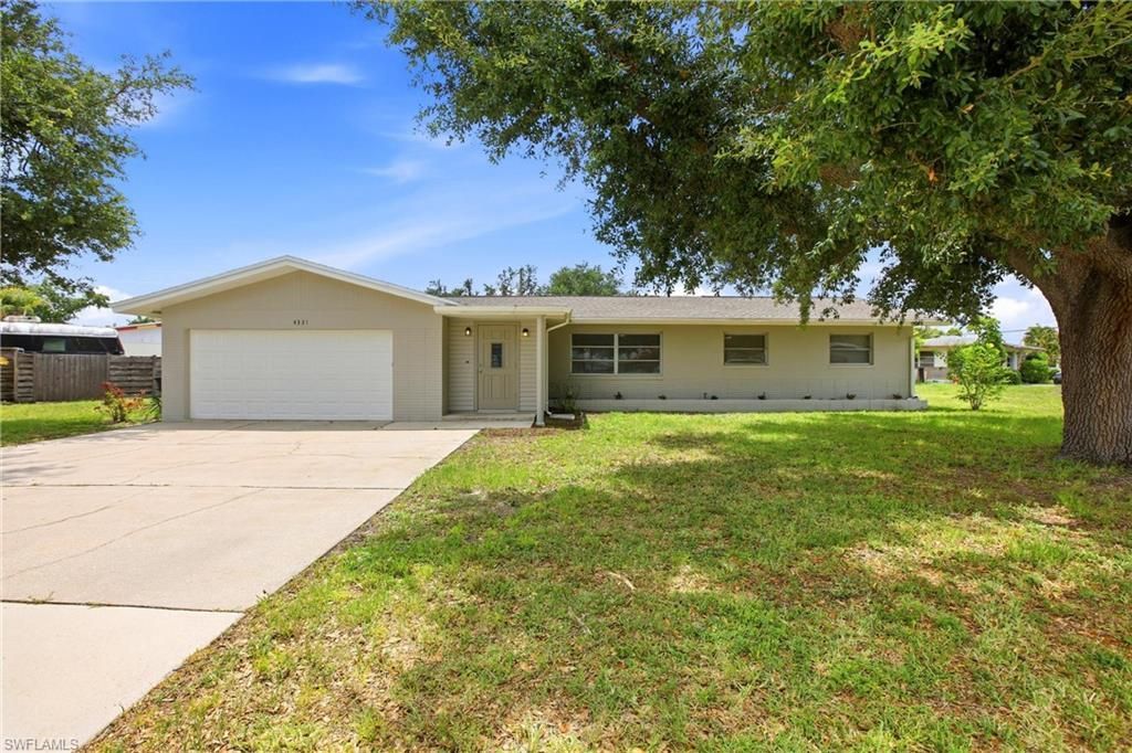 4331 Tufts Ave, Fort Myers, FL 33901 Main Photo