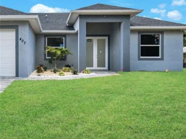 407 Columbus AVE , LEHIGH ACRES, FL 33972