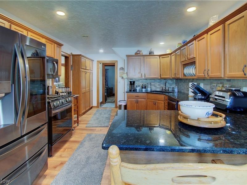 17436 Woodford Avenue, Lakewood, OH 44107 Photo 5