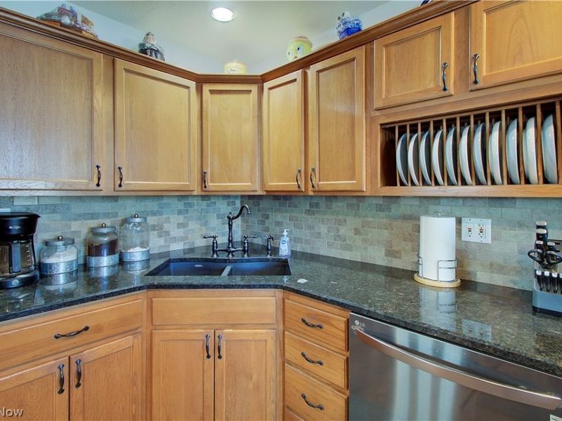 17436 Woodford Avenue, Lakewood, OH 44107 Photo 8