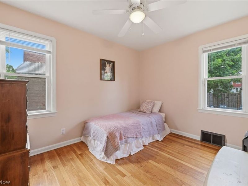 5010 Claremont Boulevard, Garfield Heights, OH 44125 Photo 15