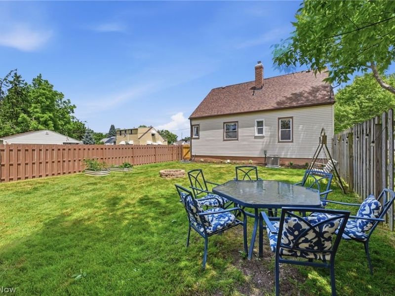 5010 Claremont Boulevard, Garfield Heights, OH 44125 Photo 28