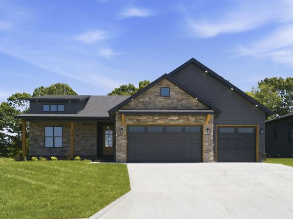 5274 N Seacrest Drive , Ozark, MO 65721