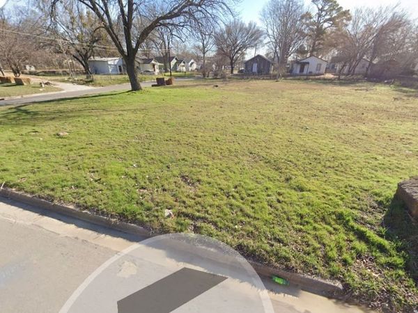 103 S 36th Avenue W, Tulsa, OK 74127